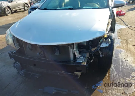 2012 Toyota Camry Se z USA, uszkodzony, nr VIN 4T1BF1FK4CU110368